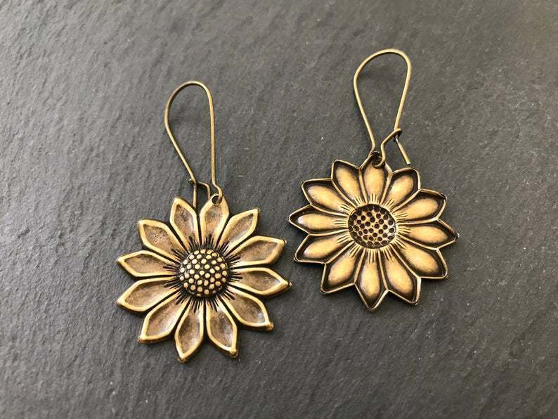 Copper three-dimensional sunflower earrings antique gold aesthetic earrings