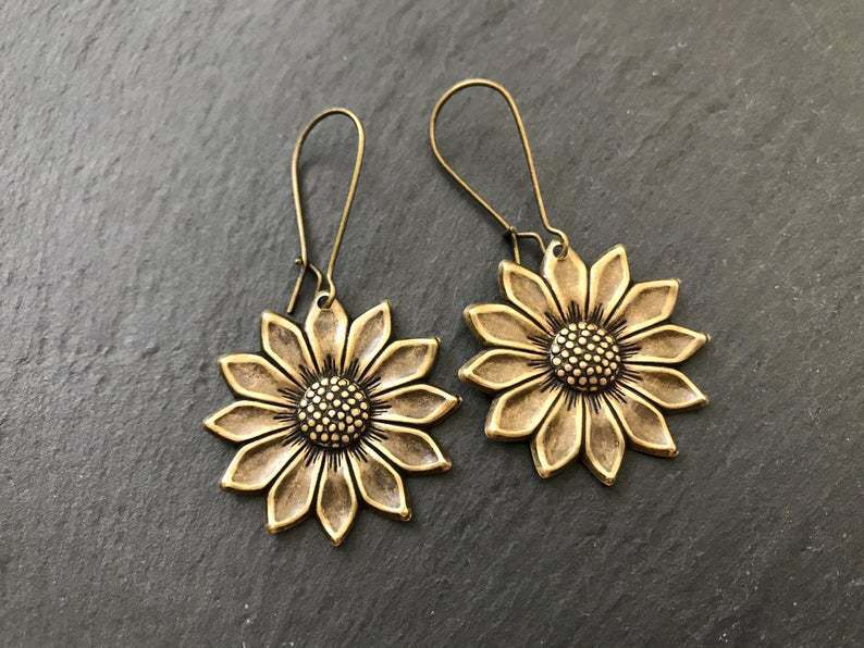 Copper three-dimensional sunflower earrings antique gold aesthetic earrings