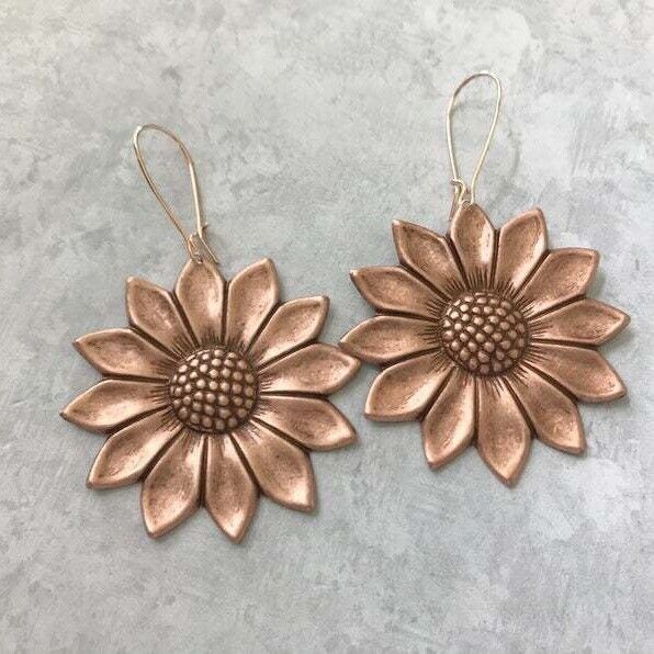 Copper three-dimensional sunflower earrings antique gold aesthetic earrings